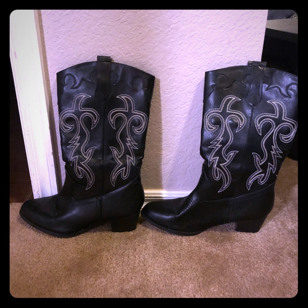 COPY - Black cowgirl boots